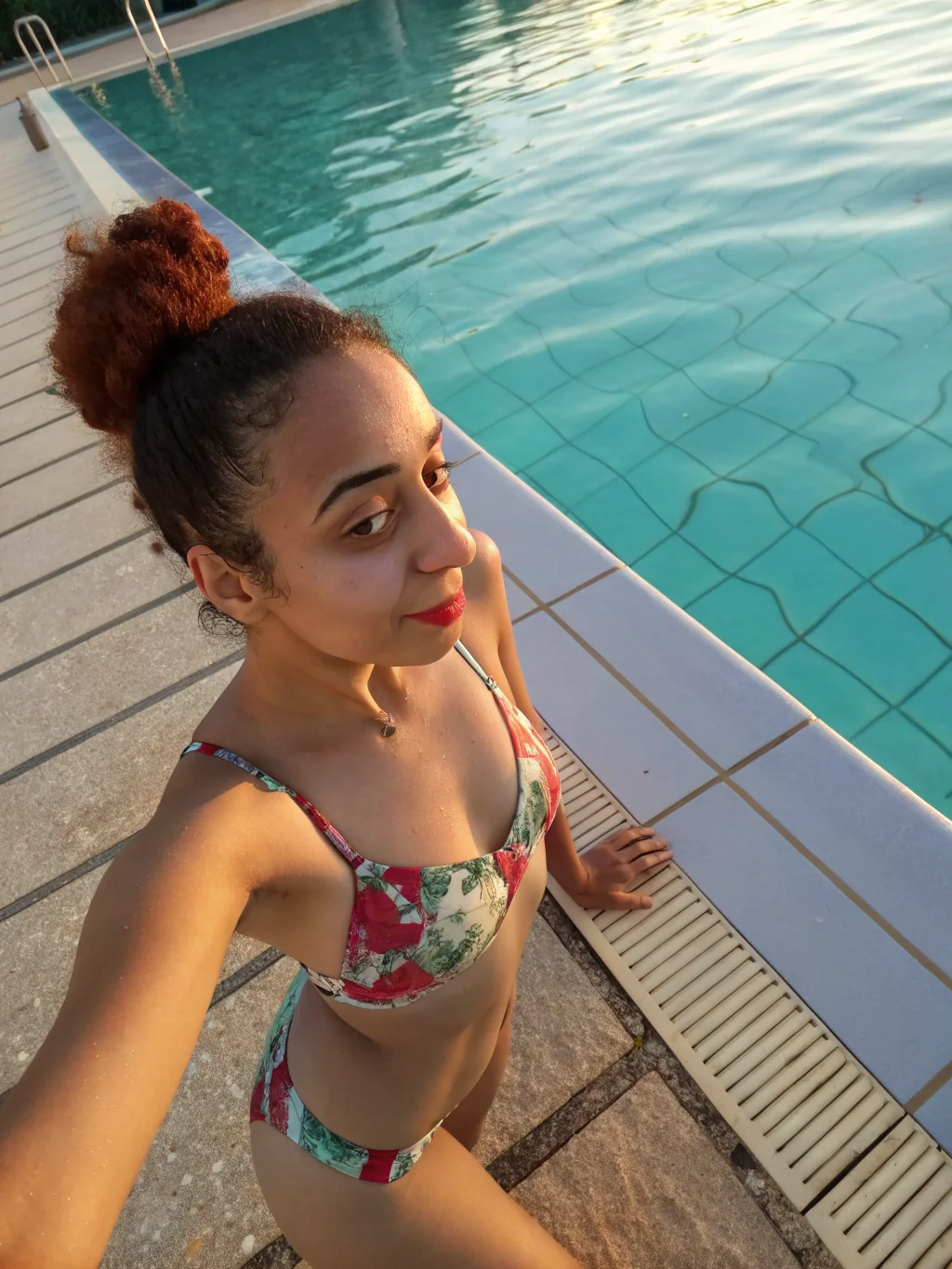 Inès